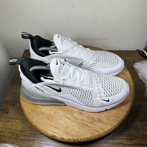 Nike Air Max 270 Shoes Mens Size 11 White Black AH8050-100 Running Sneakers New
